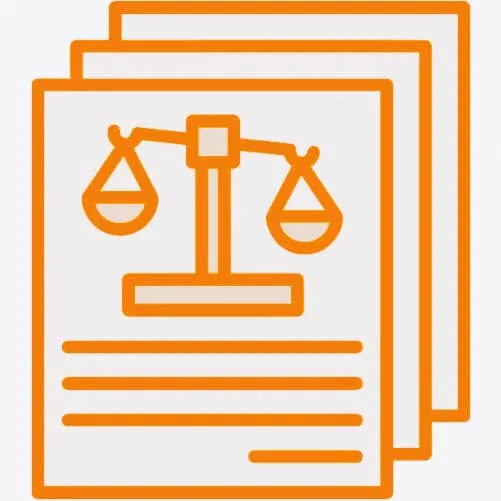 Deux collaborateurs examinent ensemble un document dans le cadre d'une analyse AIPD intelligence artificielle